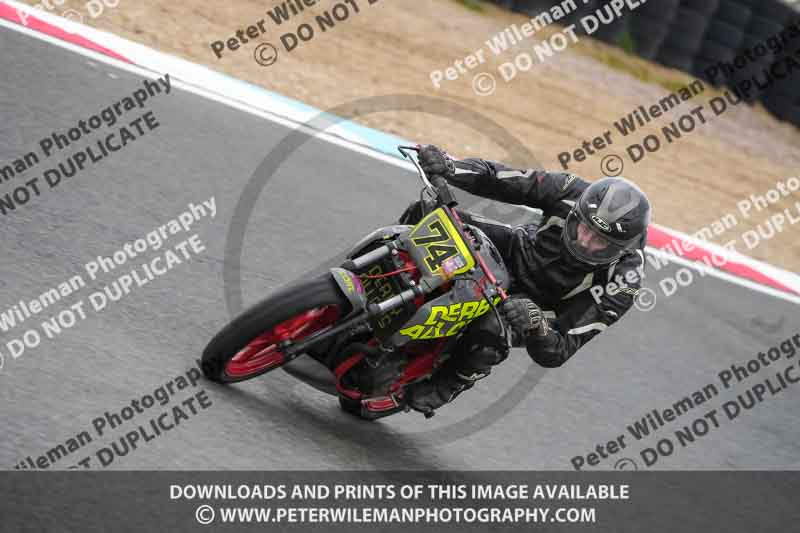 enduro digital images;event digital images;eventdigitalimages;mallory park;mallory park photographs;mallory park trackday;mallory park trackday photographs;no limits trackdays;peter wileman photography;racing digital images;trackday digital images;trackday photos